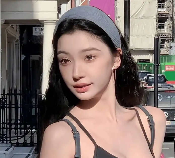 Nữ streamer có tâm hồn đẹp, tuyên bố biến tiền donate thành quỹ từ thiện công khai