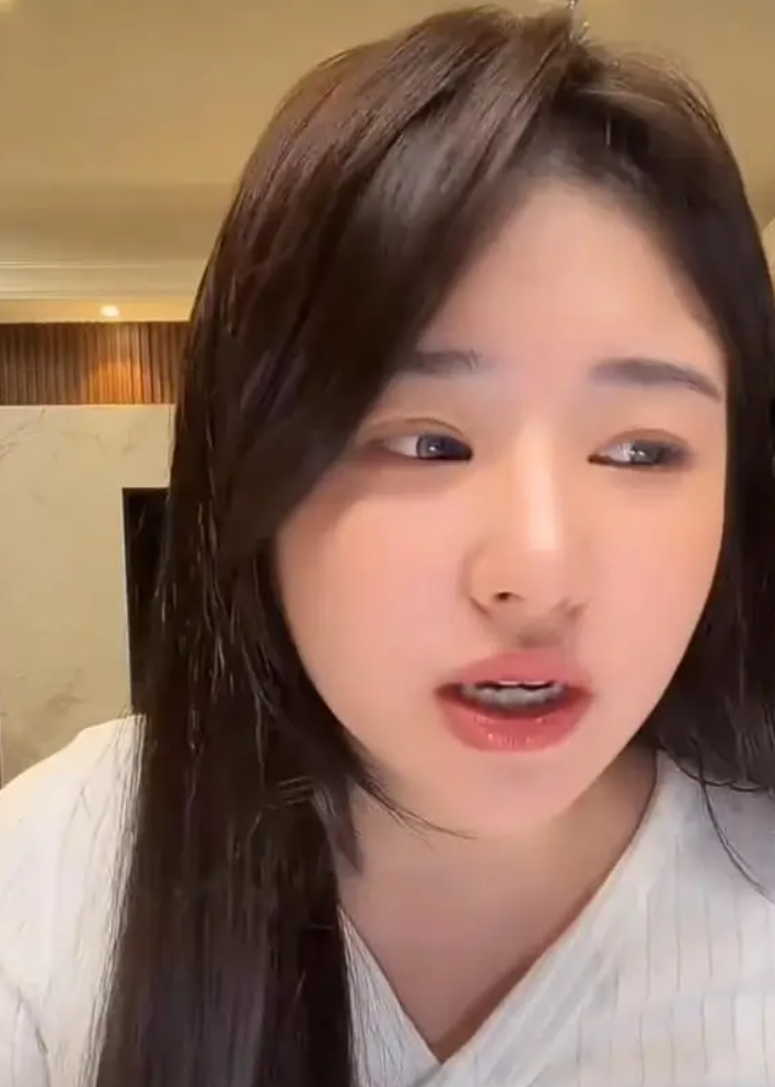 Toàn cảnh drama nữ streamer triệu view bị tố 