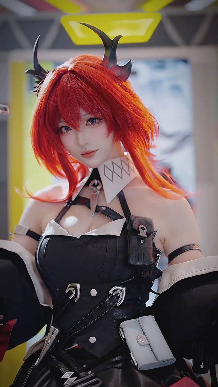 Bị mẹ bắt đi xem mắt với 