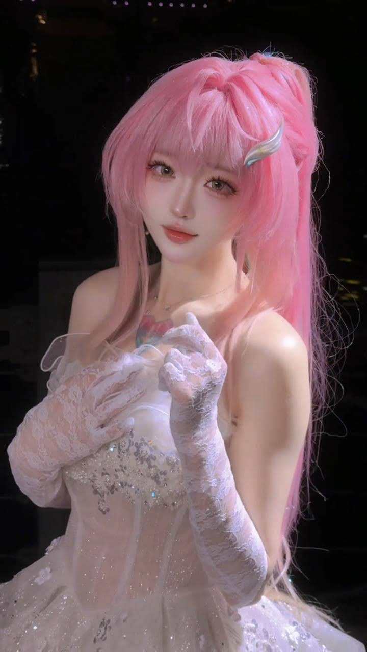 Bị mẹ bắt đi xem mắt với 