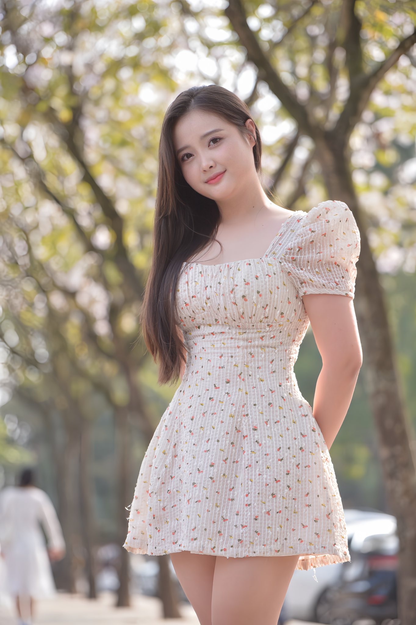 Đón sinh nhật tuổi 23, nữ MC 