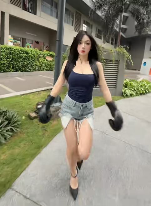 Trần Hà Linh thẳng tay 