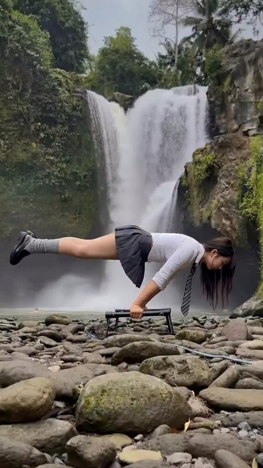 Sử dụng AI tạo video nữ sinh tập gym, kênh Facebook liên tục hút triệu view, cứ đăng clip là viral nhanh chóng?