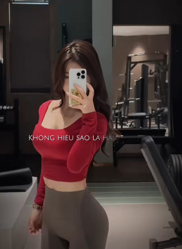 Chiêm ngưỡng đường cong của hot girl 