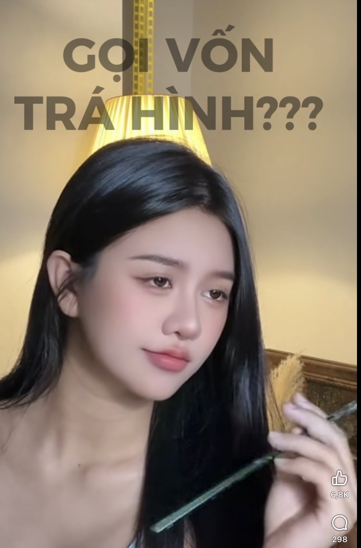 Quá xinh đẹp, nữ hoạ sĩ có nỗi khổ, cứ đăng bài là bị gắn mác 