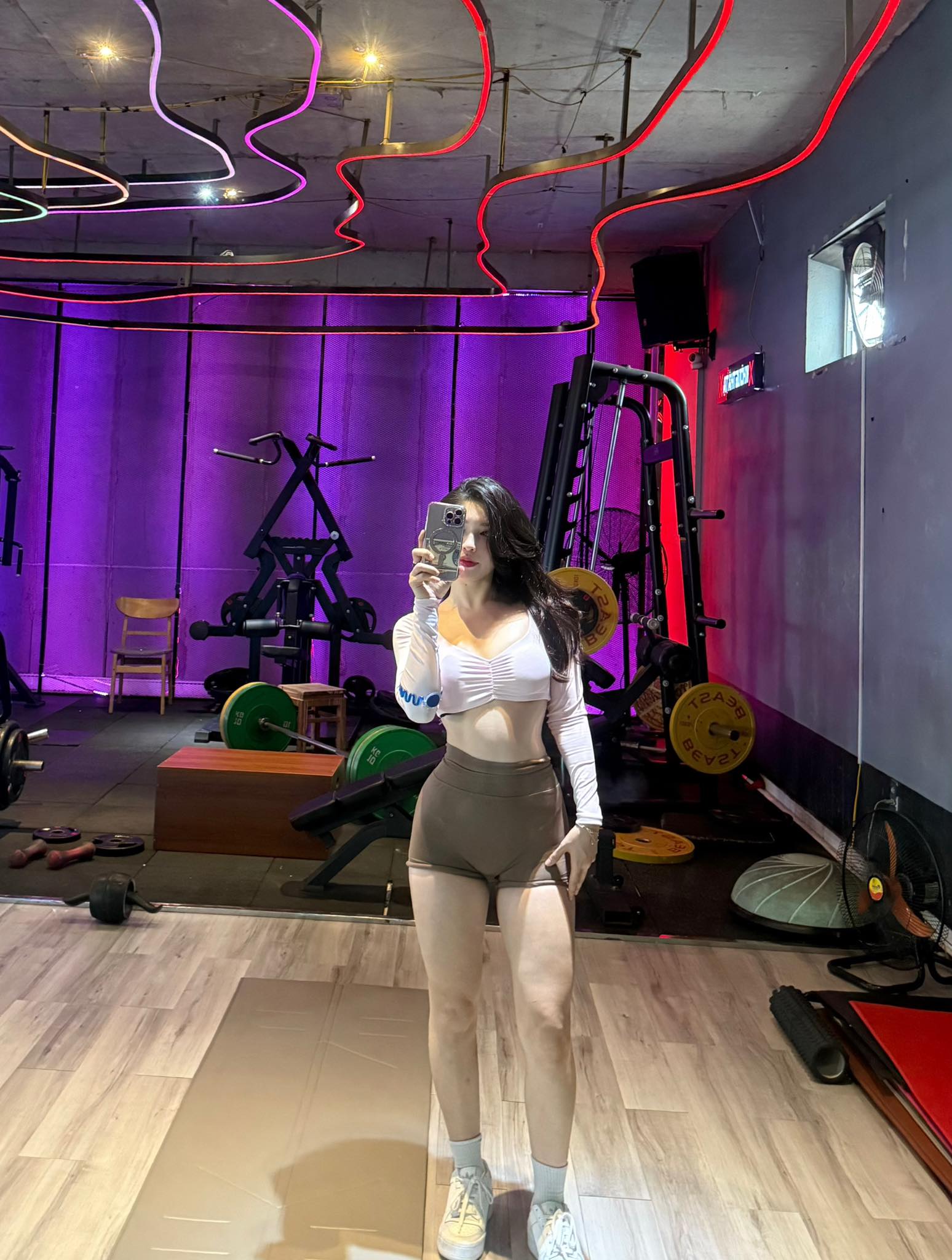 Nỗi khổ của việc tập Pilates: Hot girl này cho người xem thấy rằng không có thành quả nào đến dễ dàng