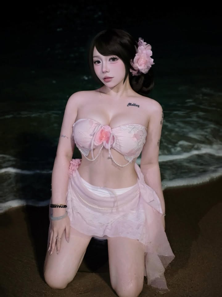 Chán cosplay, nữ coser 