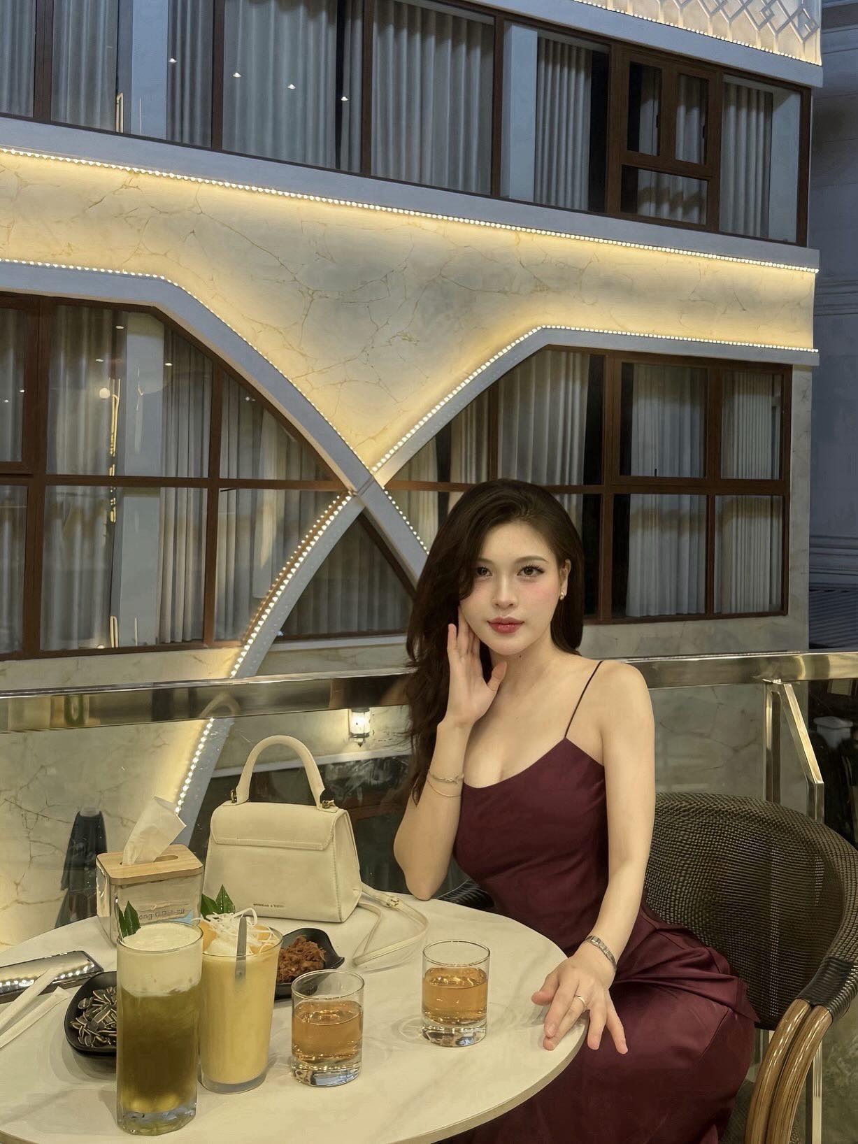 Nỗi khổ của việc tập Pilates: Hot girl này cho người xem thấy rằng không có thành quả nào đến dễ dàng