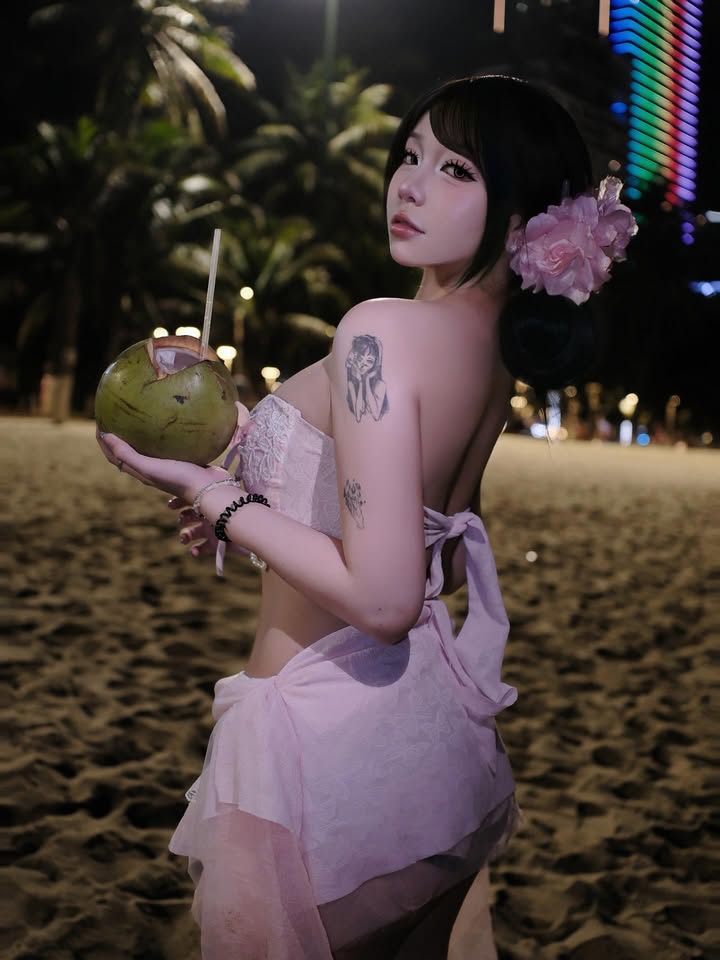 Chán cosplay, nữ coser 