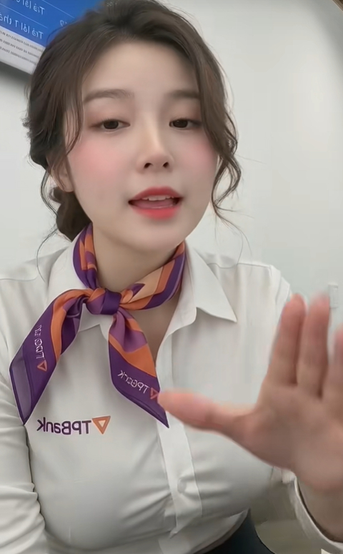 Dùng AI giả mạo thành nhân viên ngân hàng, kênh TikTok khiến người dùng MXH lo ngại