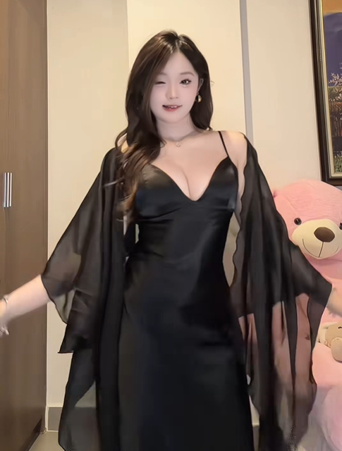 Chuyển cảnh thay đồ cực 