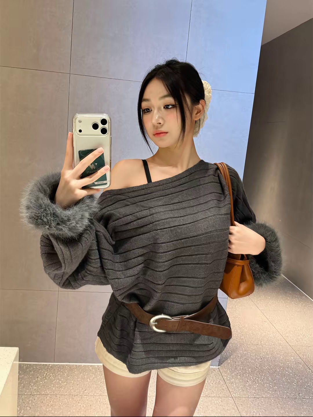 Trần Hà Linh chuẩn bị trùng tu nhan sắc? 