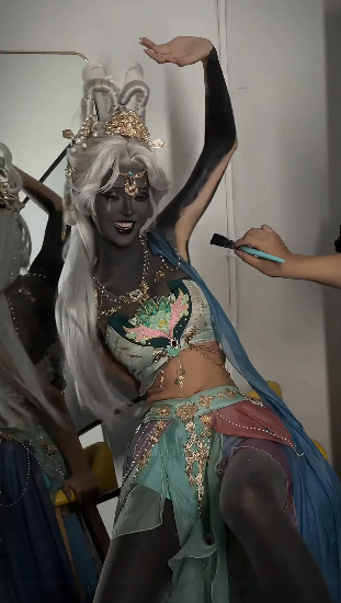 Hóa ra, các coser đã phải 