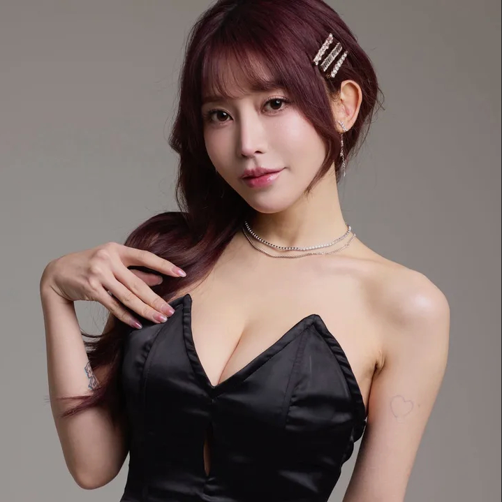 Tuyên bố nghỉ vô thời hạn, hot girl xinh đẹp khiến fan hoảng sợ, vội lên tiếng đính chính