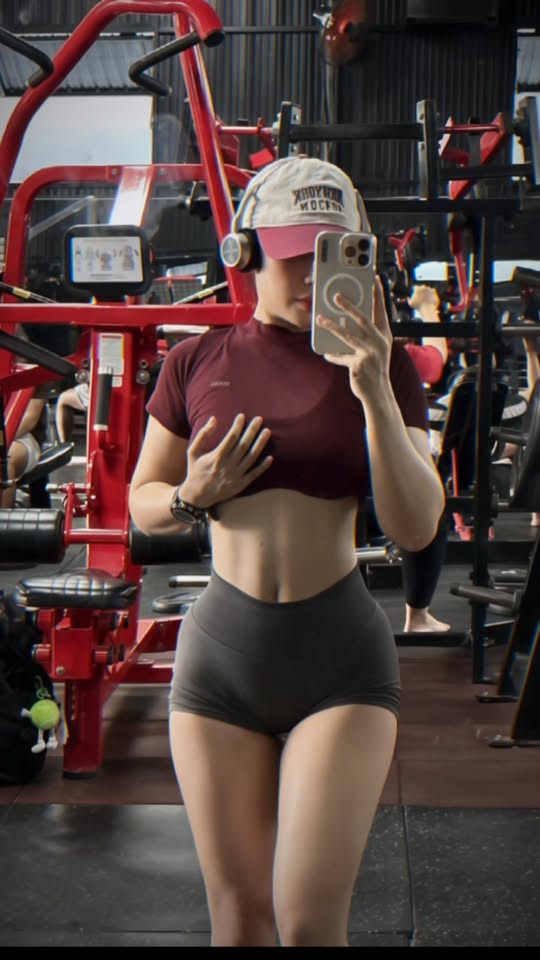 Đi tập gym nhưng bị chê 