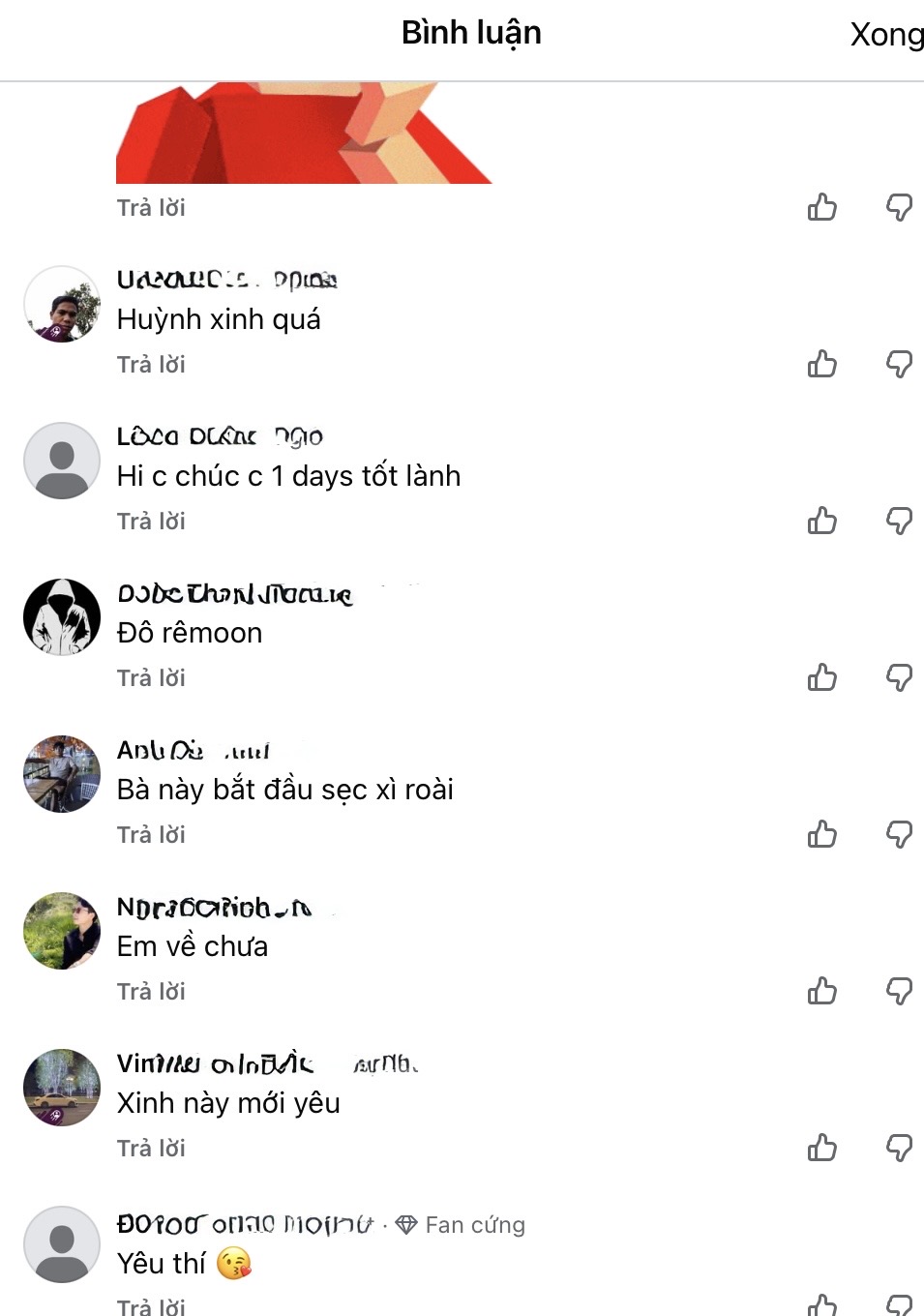 Hoa Xuka đi biển với trang phục