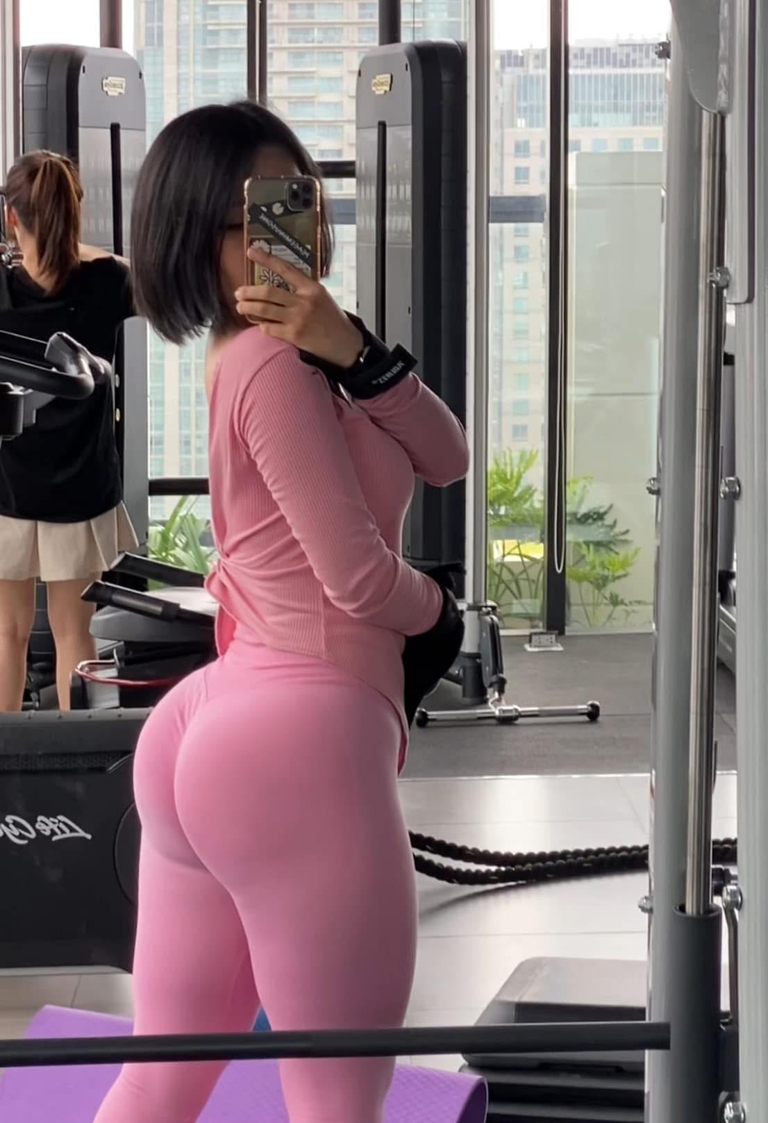 Nữ gymer hé lộ chuyện 