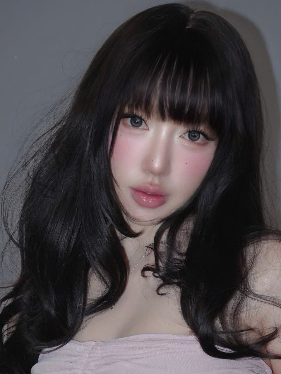 Quá bức xúc, Elly Tran lên tiếng về việc bị gắn mác bởi những từ ngữ 