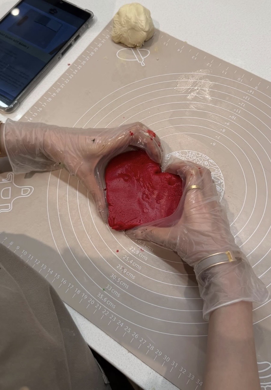 Nàng thơ vào bếp, Rosé Việt Nam khiến netizen 