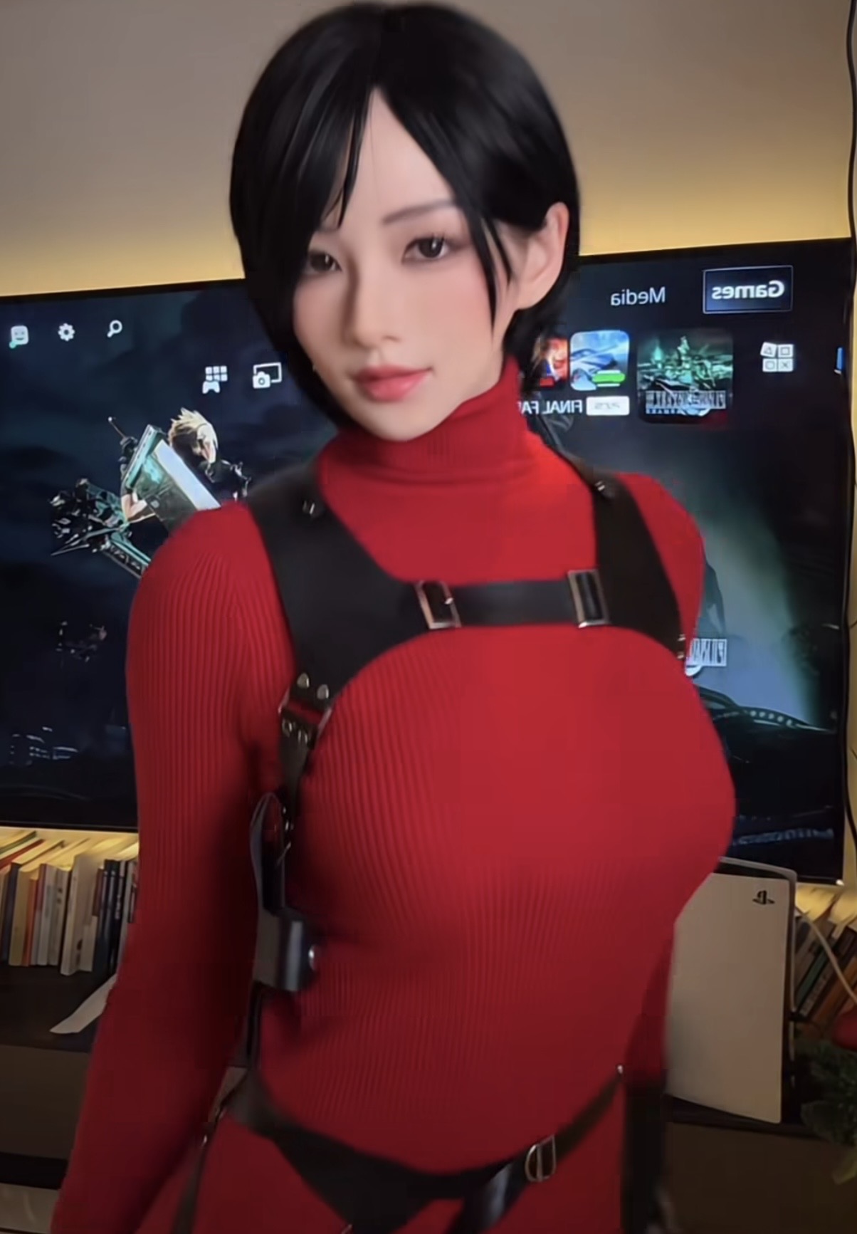 Nữ coser với màn xuất hiện chưa từng có trên sàn quyền anh, nhan sắc cực phẩm, lầy lội tấu hài