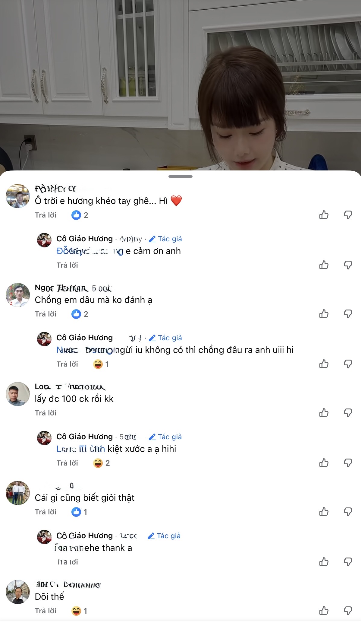 Cô giáo Hương trổ tài đứng bếp làm món khoái khẩu, clip nhận bão tương tác, fan tấm tắc 