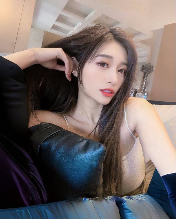 Bị đồn đoán thẩm mỹ,