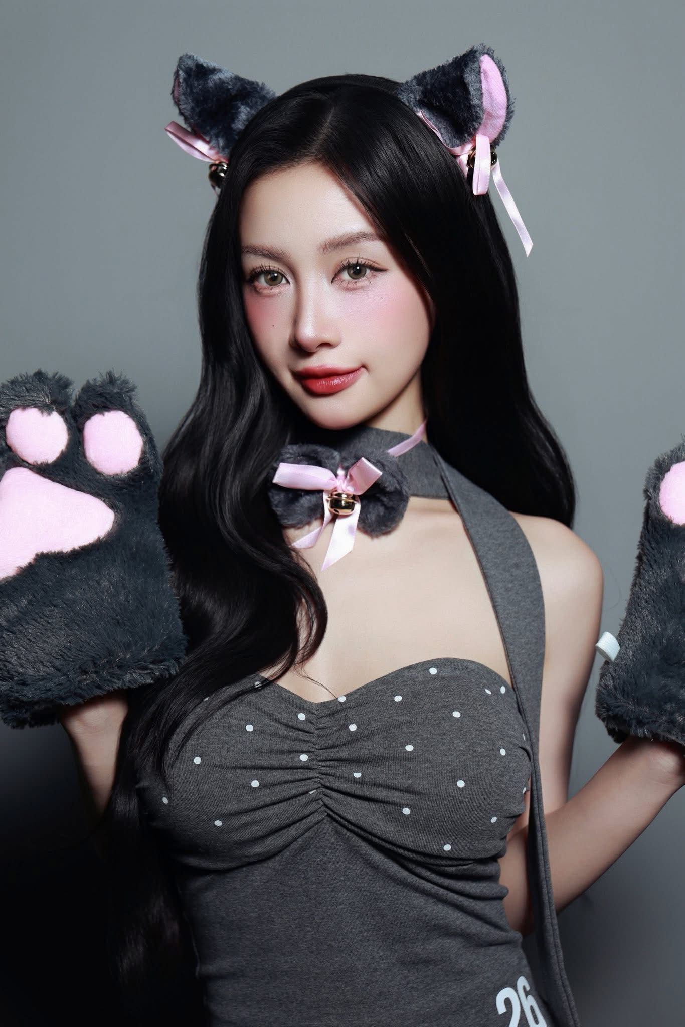 Thánh nữ làng game gây