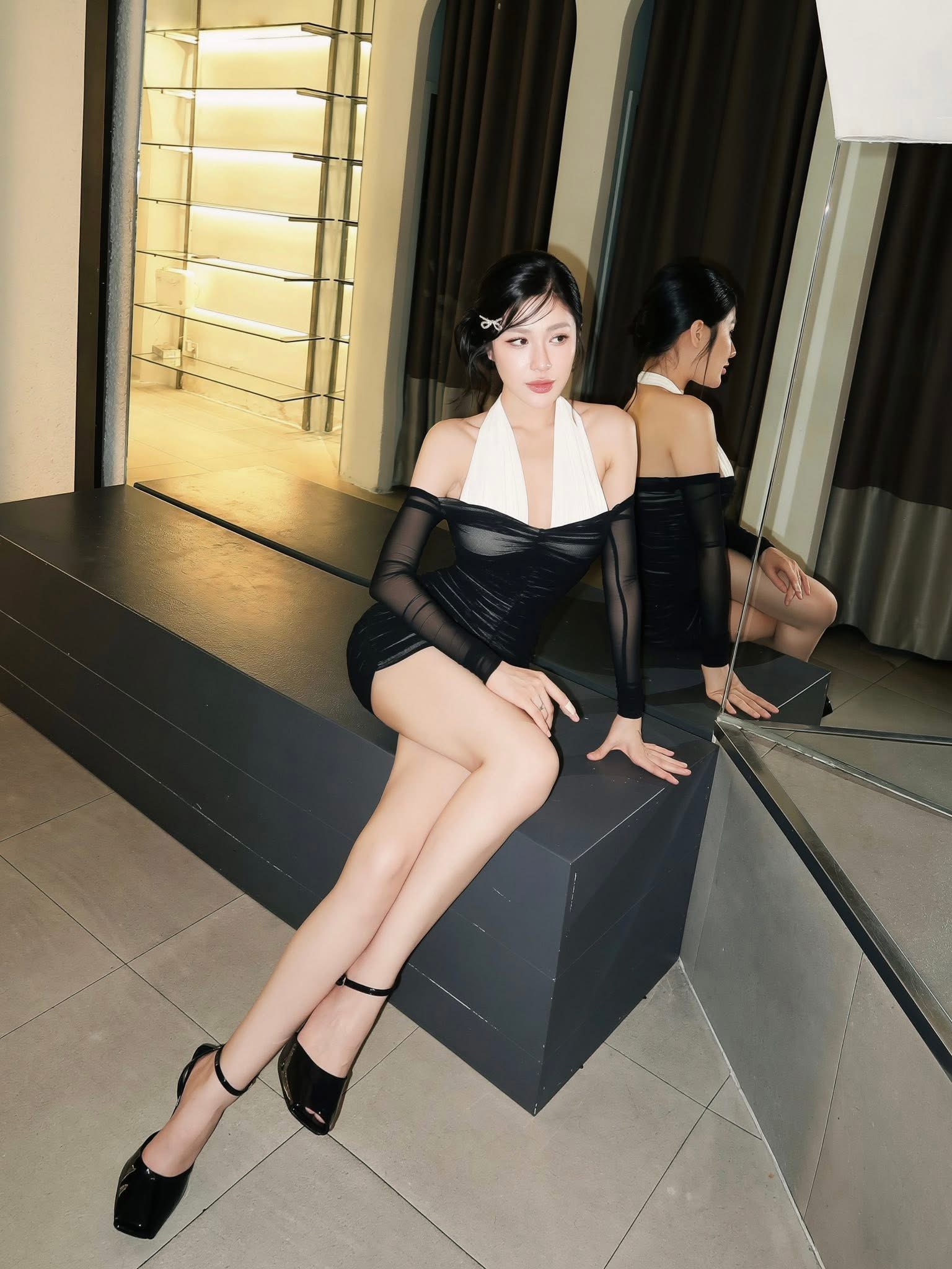 Gon Pink khoe vóc dáng