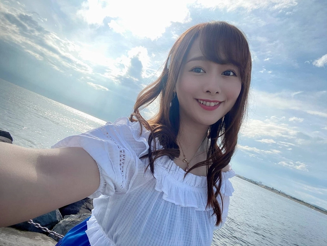 Yua Mikami và những cái tên chấp nhận từ bỏ sự nghiệp, đổi nghề làm hot girl gợi cảm