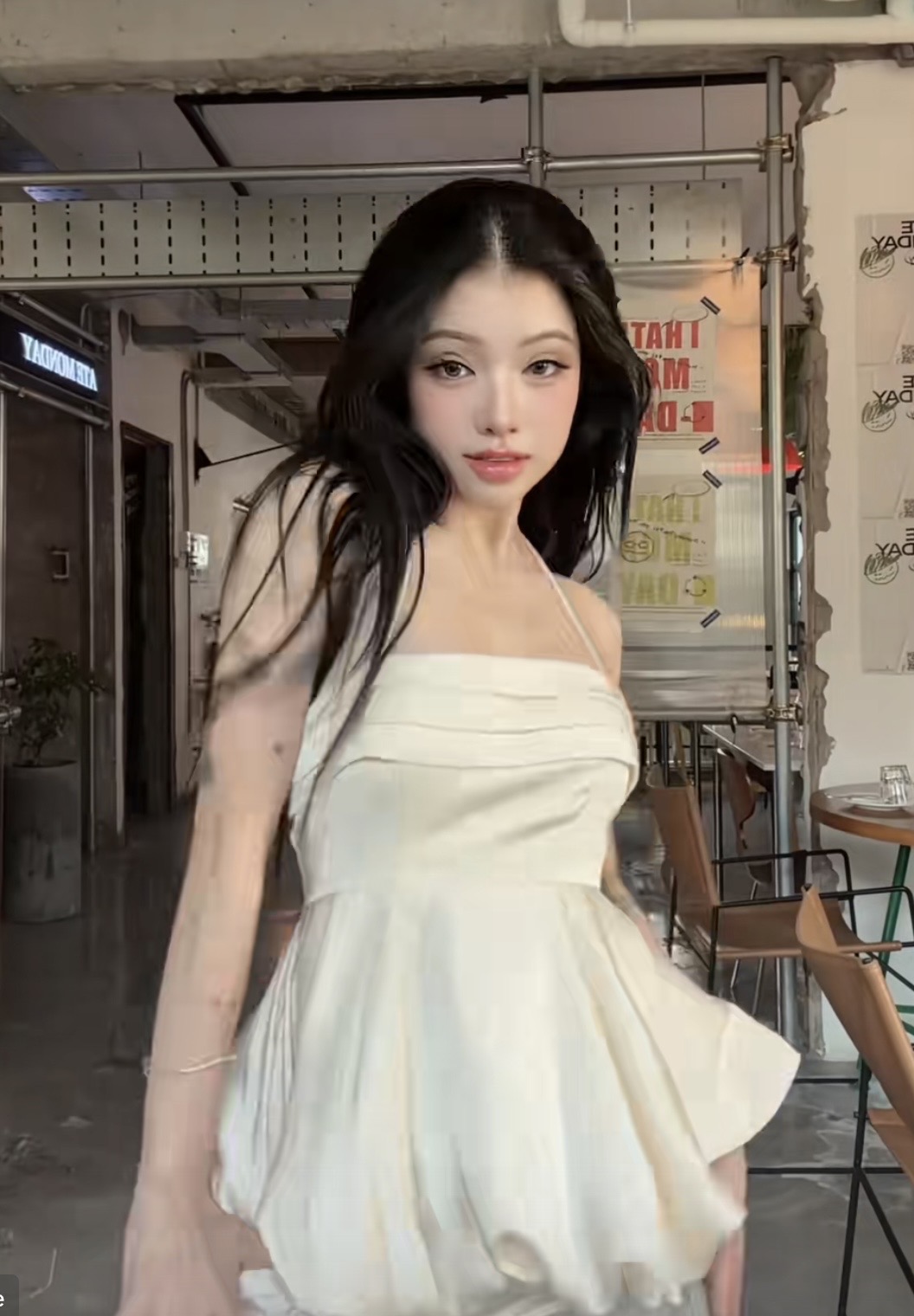 Thăng hạng nhan sắc ngoạn mục, Ciin gây sốc với bình luận về bản thân trong quá khứ