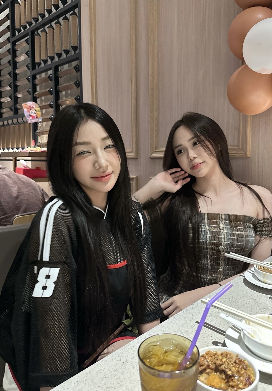 Lấy cảm hứng từ công chúa Disney, La Hoàng Kỳ Duyên thả dáng quyến rũ