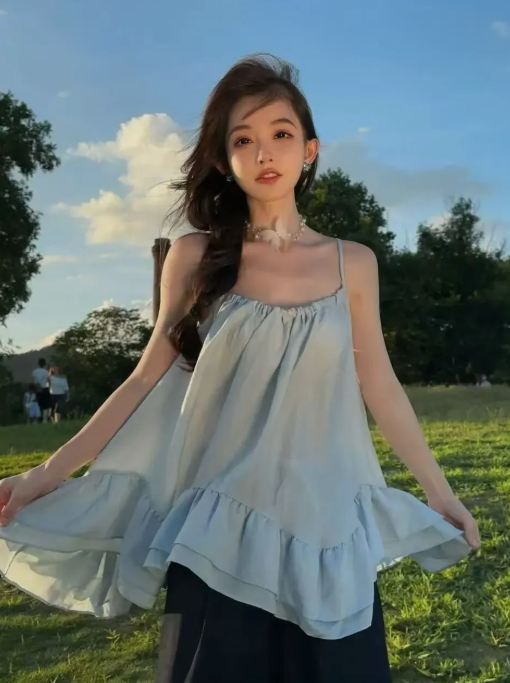 Livestream với mặt mộc, nữ streamer bị 