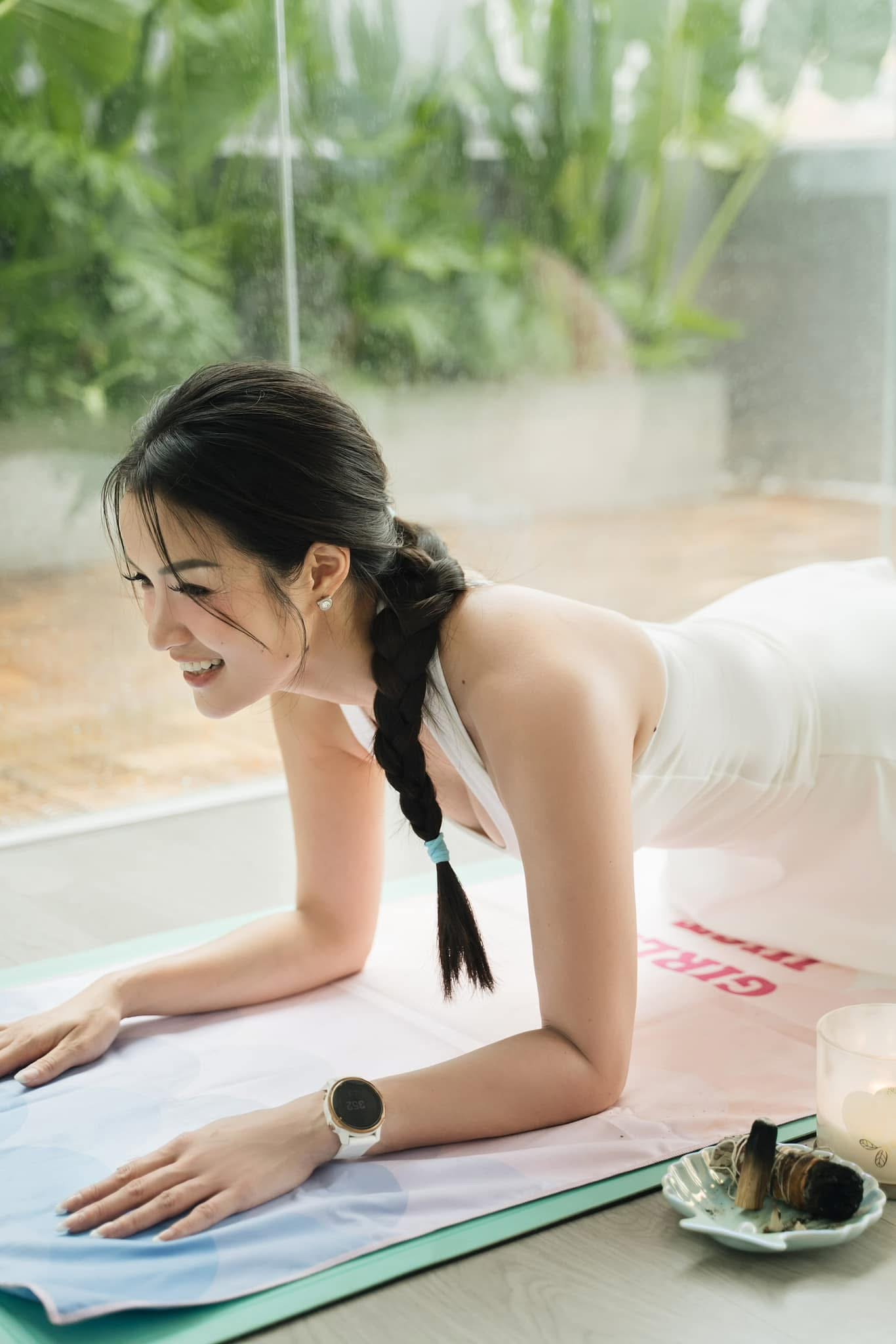 Ngắm nhan sắc hiện tại của Thủy Top, từng là biểu tượng gợi cảm huyền thoại, triệu người tìm kiếm