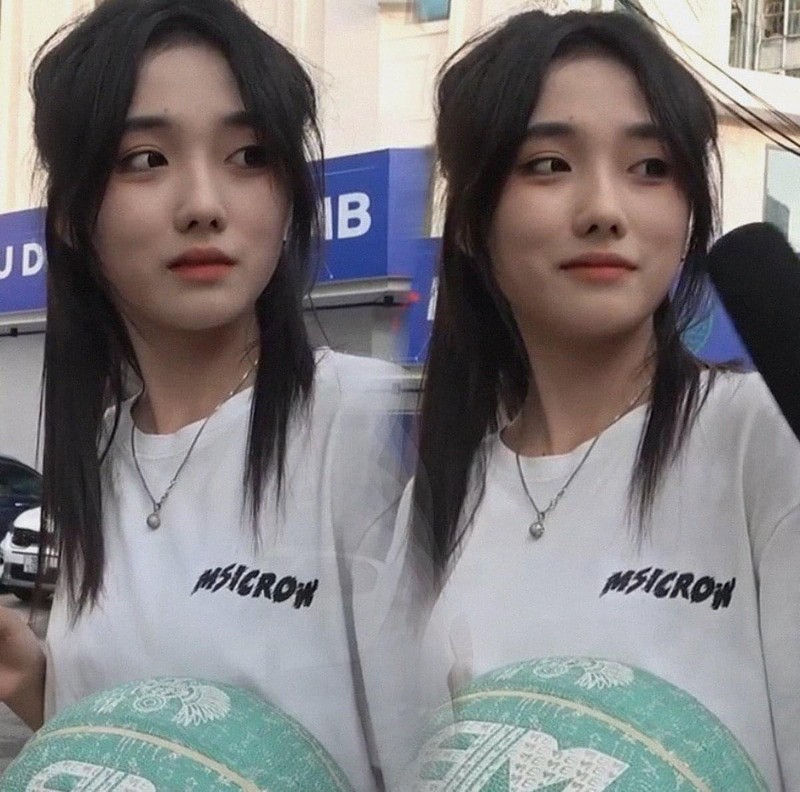 Hot girl nổi tiếng sau 