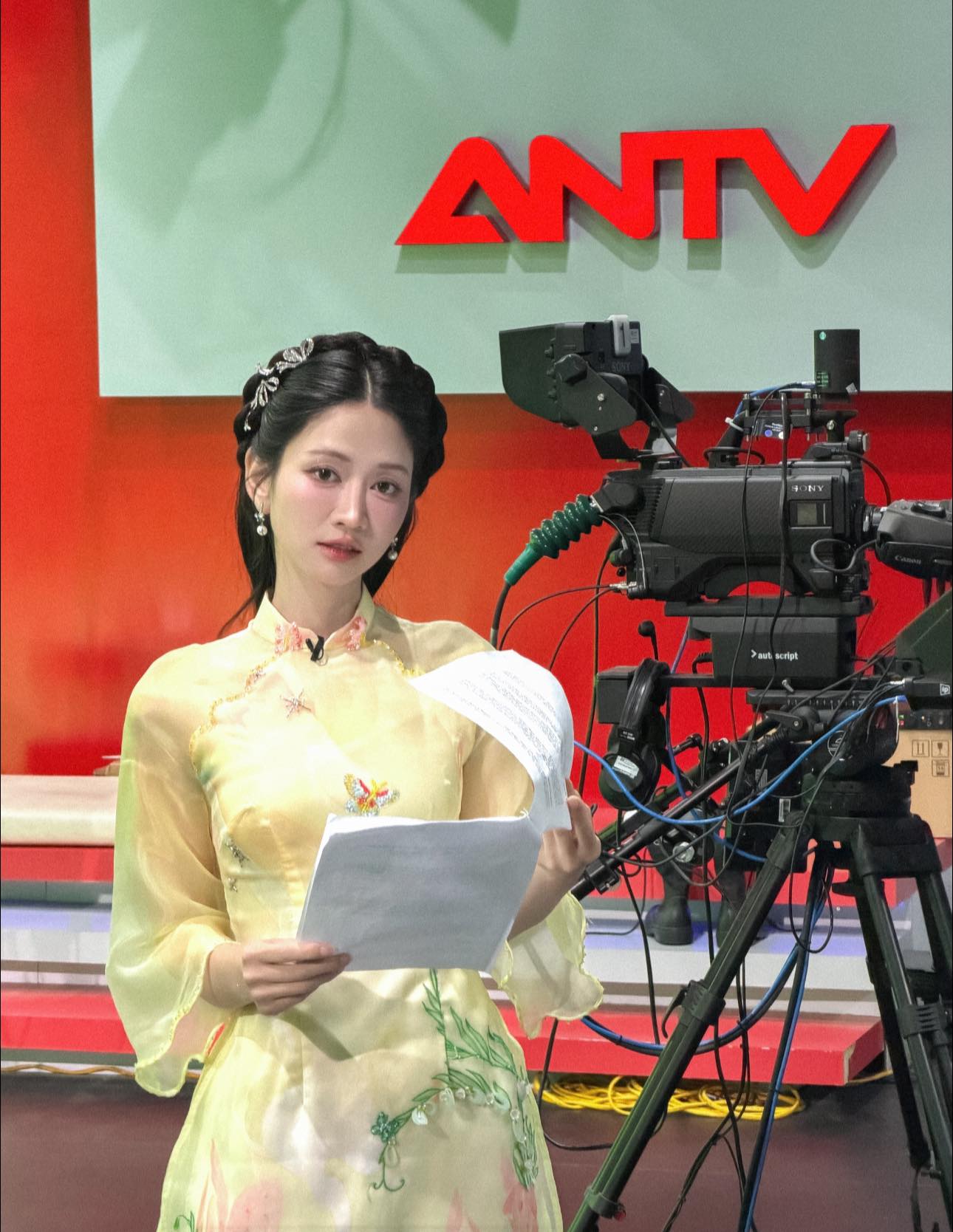 Lê Bống trổ tài 