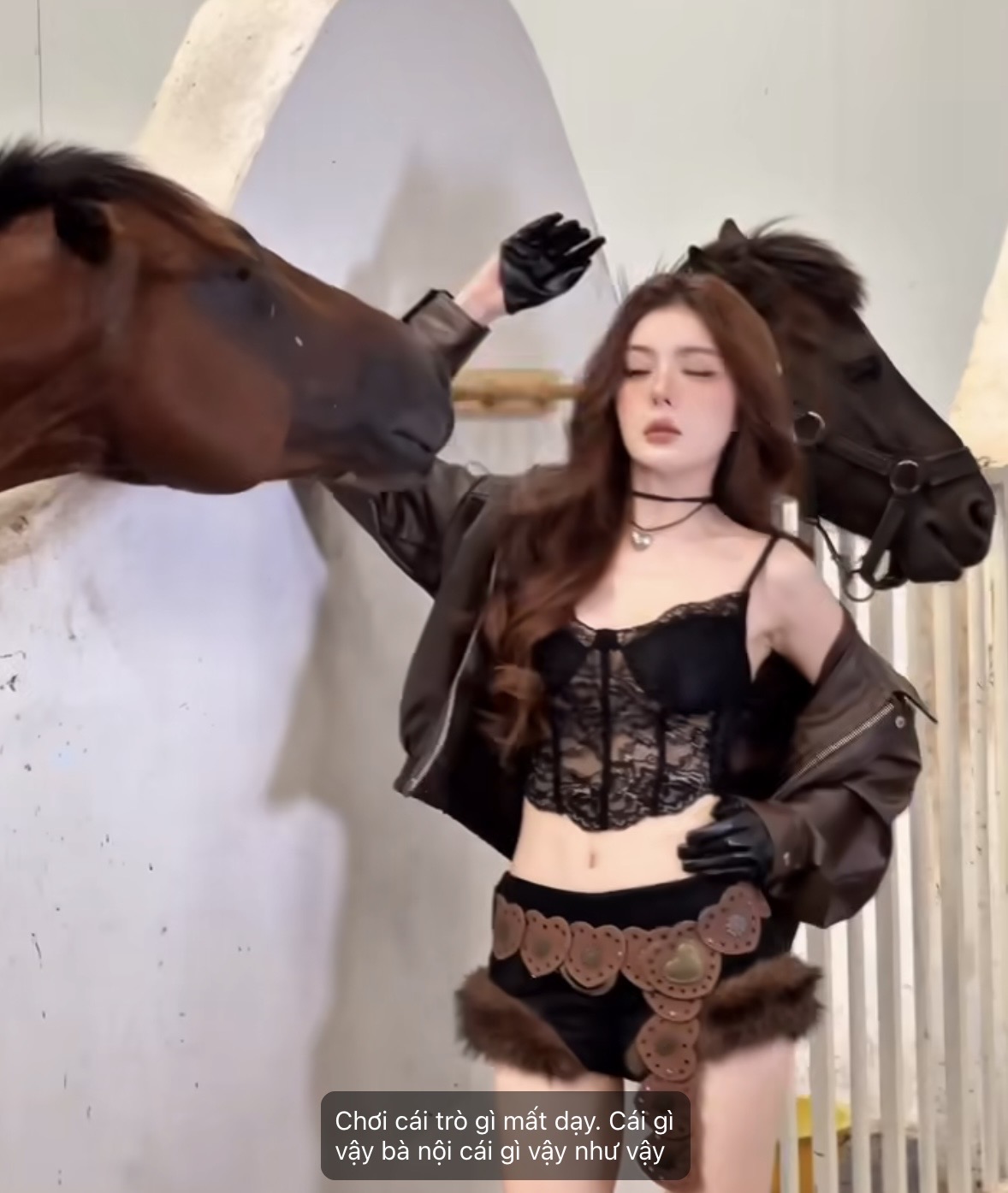 Khoảnh khắc cưỡi ngựa xuất thần chỉ là 