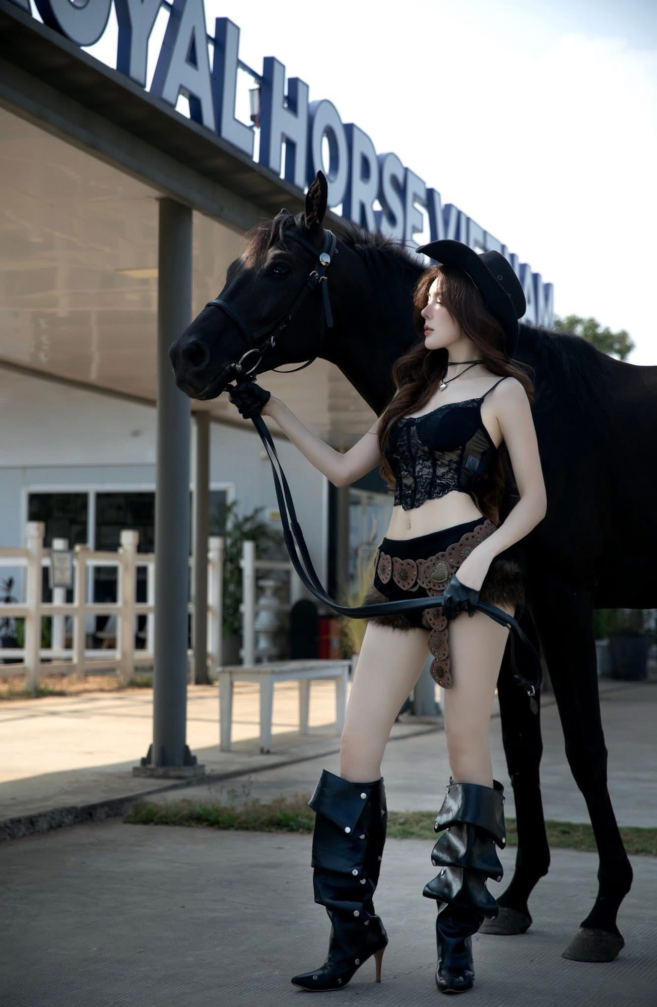 Khoảnh khắc cưỡi ngựa xuất thần chỉ là 