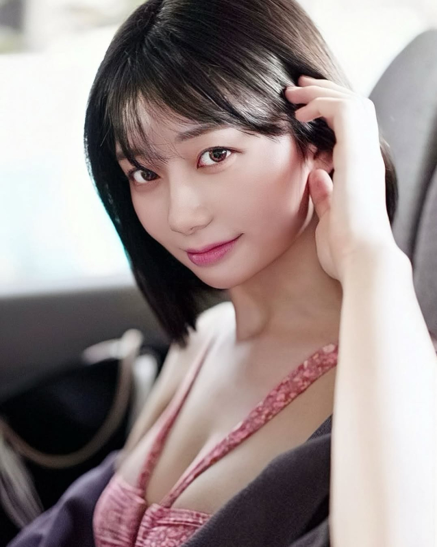 Cosplay nhân vật Slam Dunk, hot girl tân binh thành công nhất gây sốt, fan đua nhau xin 