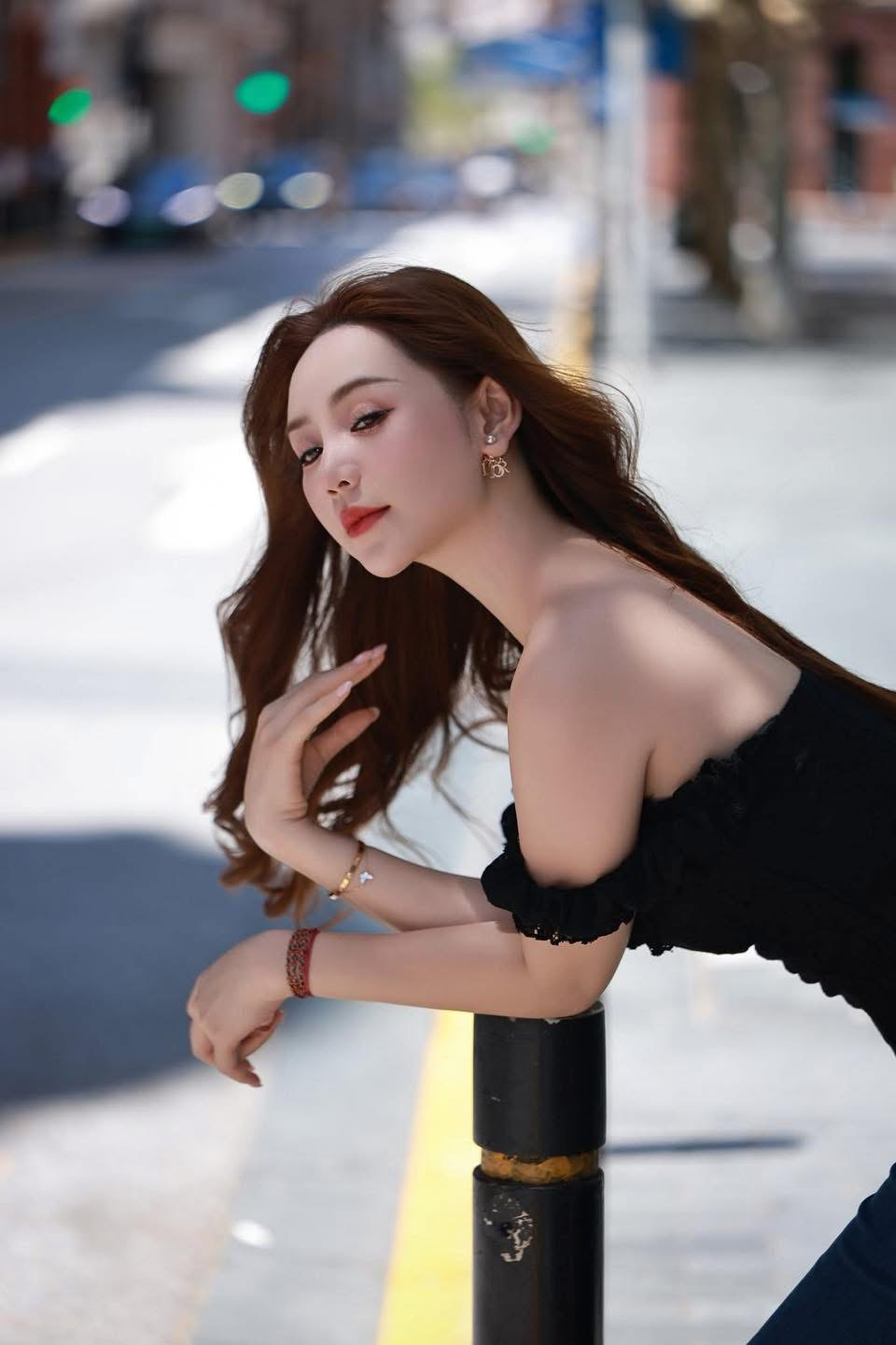 Quỳnh Kool tung video 