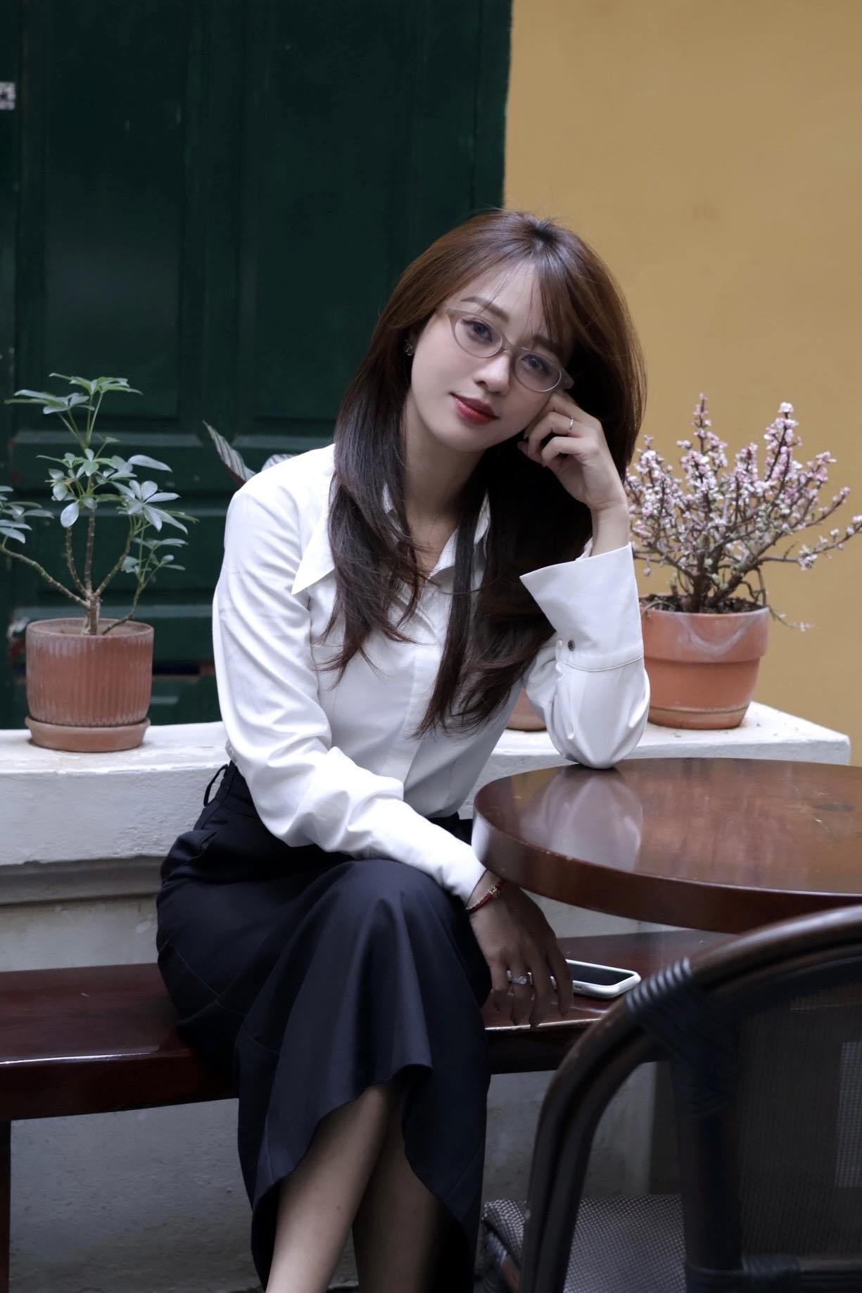 Sau 15 năm, vóc dáng nuột nà của Hà Kim vẫn 