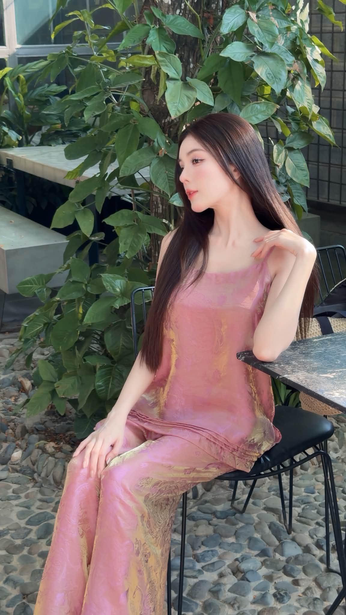 Lily Luta khoe dáng trên sân Pickleball, fan ngỡ ngàng 