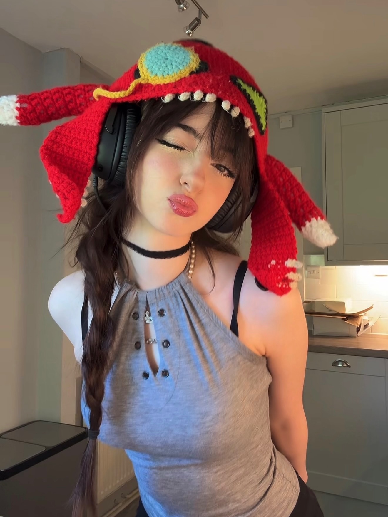 Hóa thân thành 