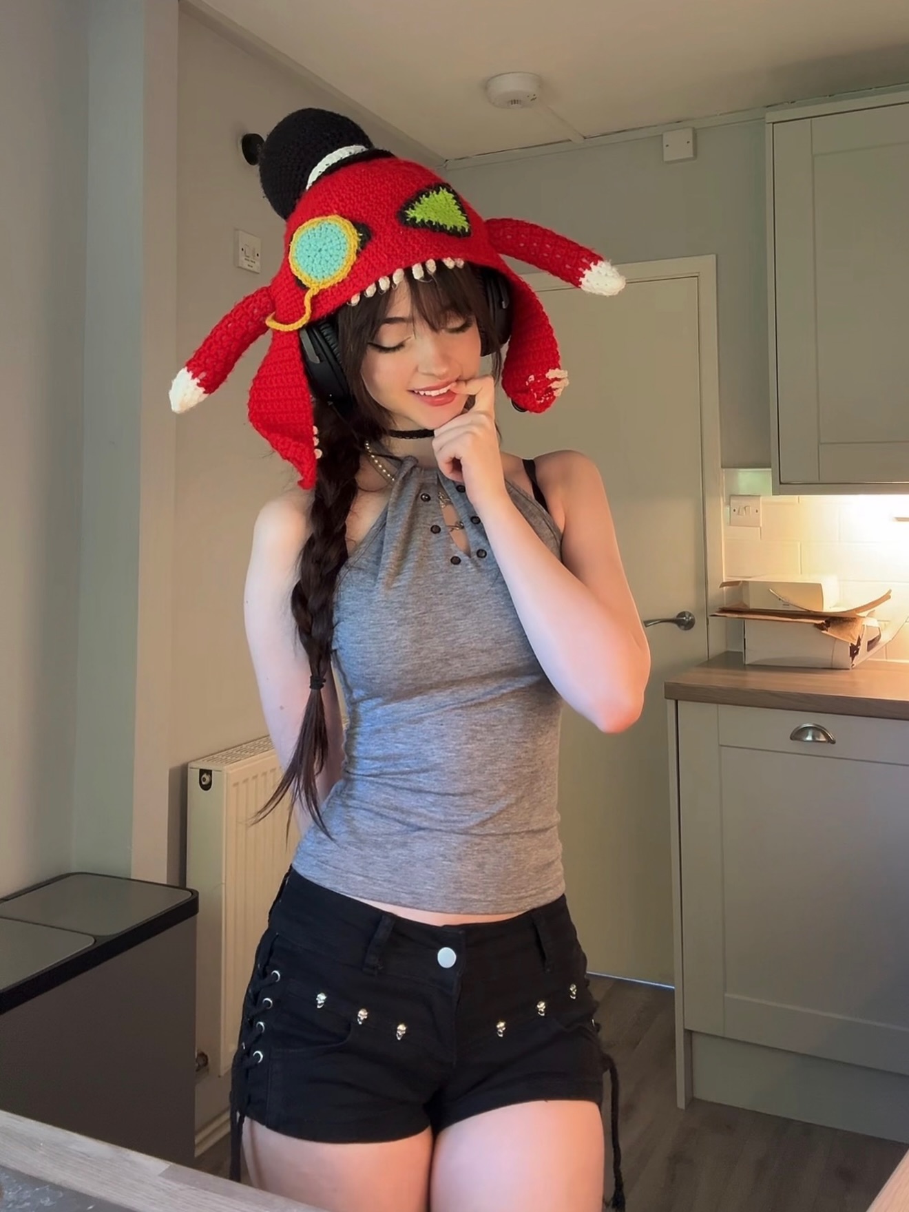 Hóa thân thành 