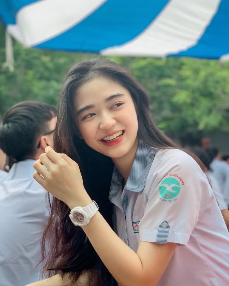 Hot girl tung clip 