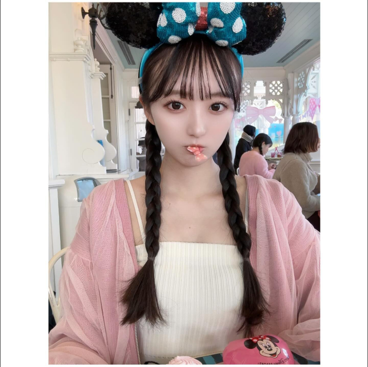 Vừa debut, một hot girl đã bùng nổ nhan sắc gây ấn tượng khó quên, cộng đồng mạng thừa nhận 