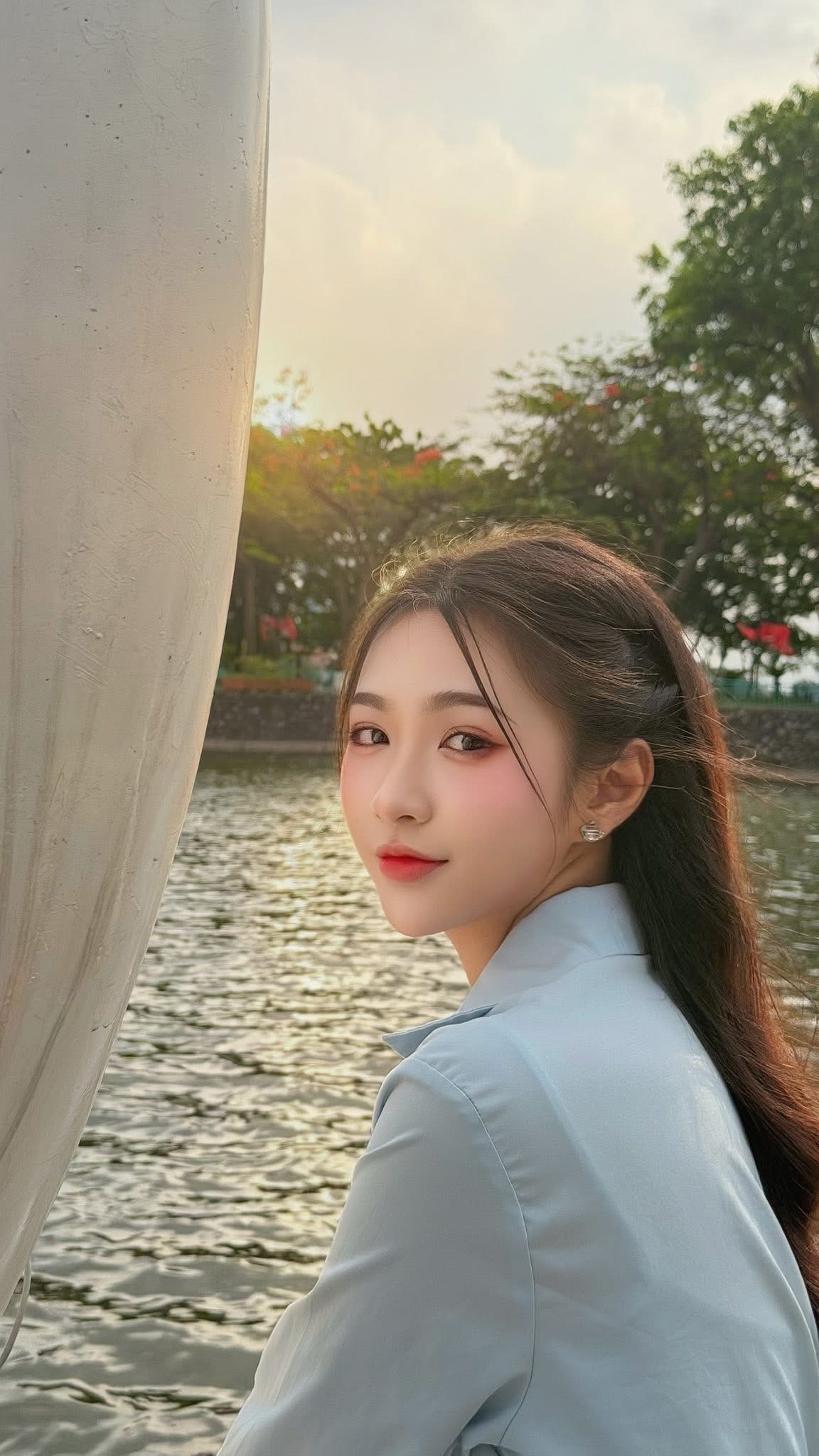 Đi đạp vịt, gái xinh hóa nữ chính nàng thơ điện ảnh
