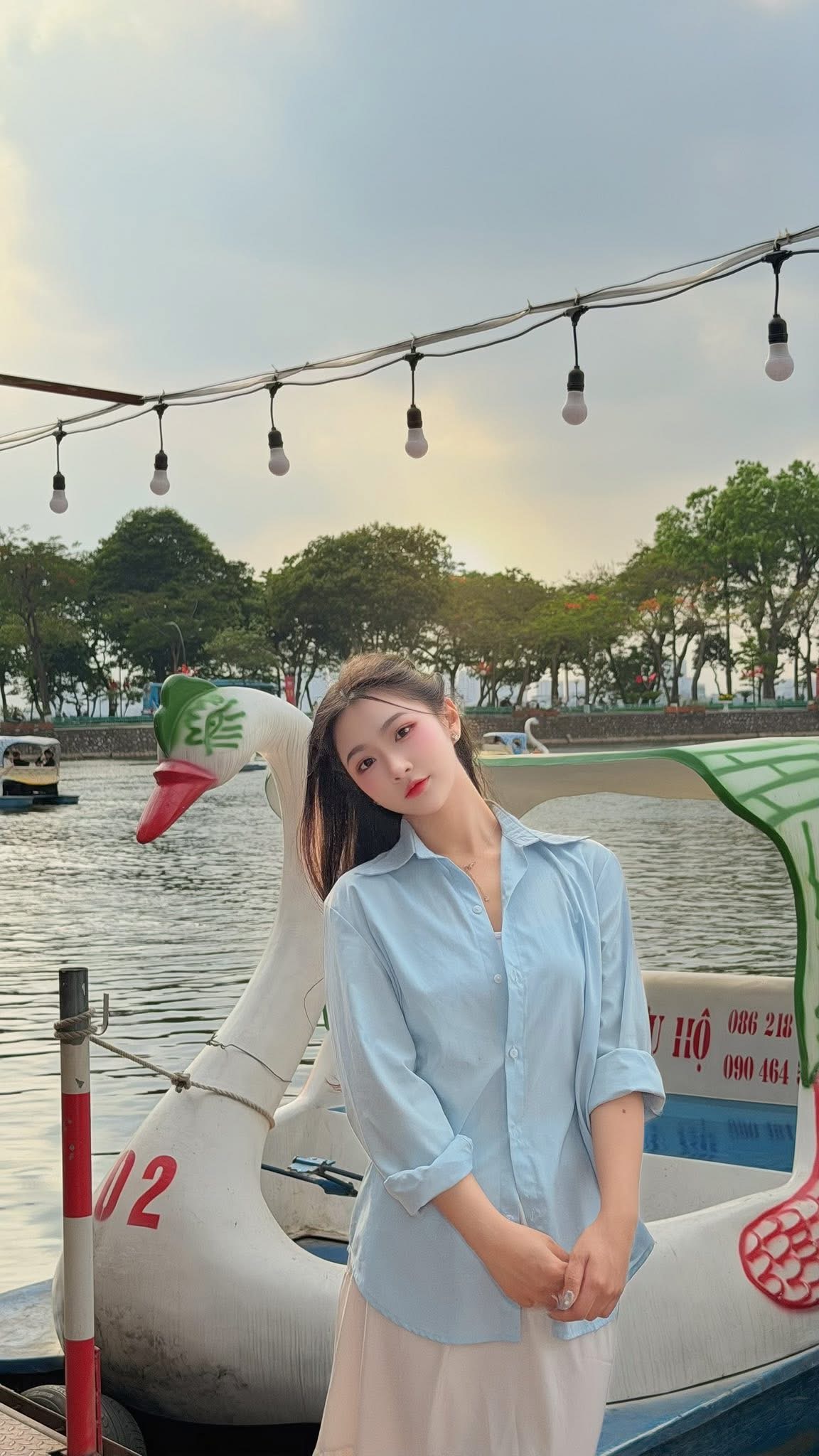 Đi đạp vịt, gái xinh hóa nữ chính nàng thơ điện ảnh
