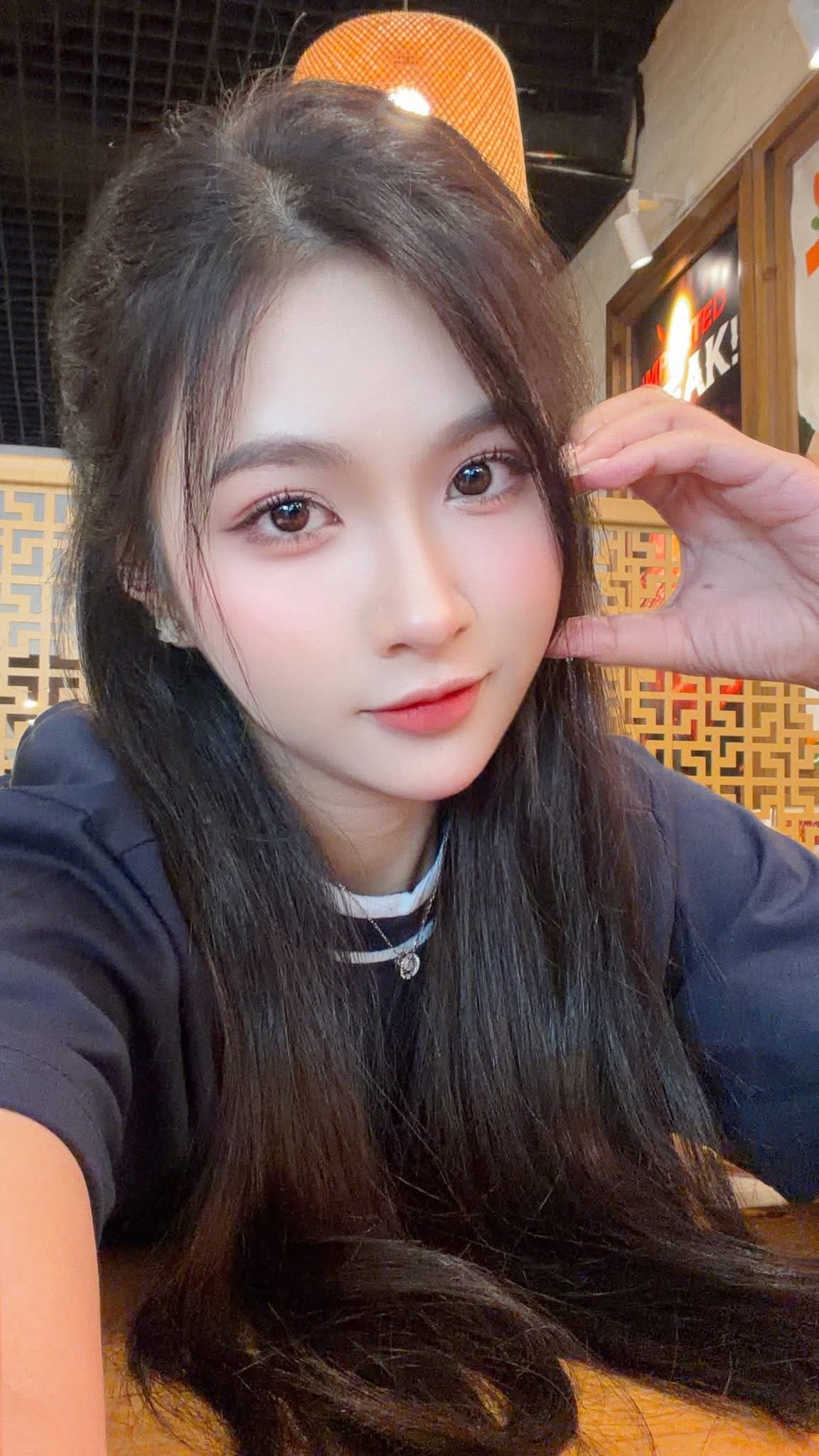 Đi đạp vịt, gái xinh hóa nữ chính nàng thơ điện ảnh