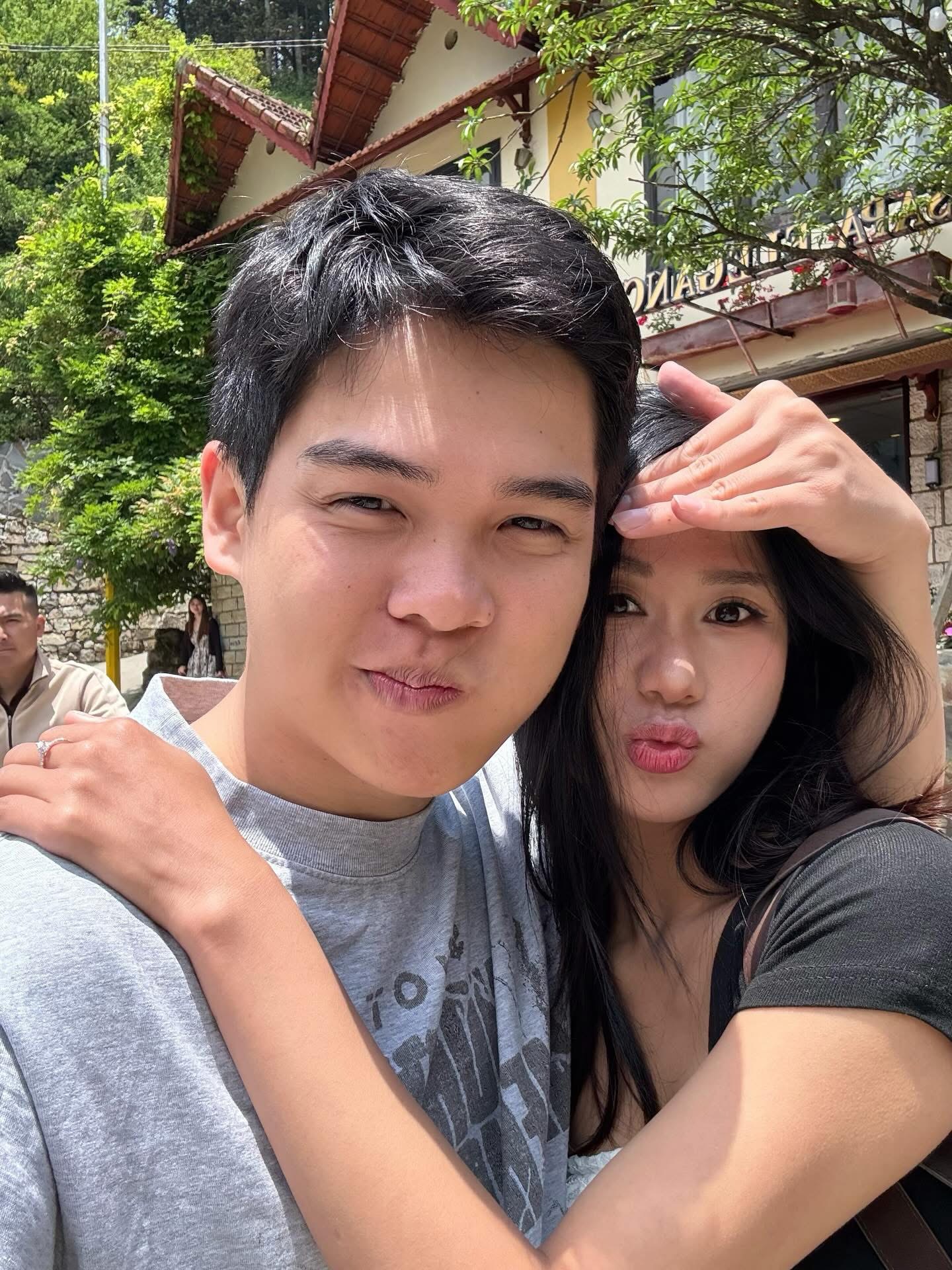 Cùng nhau đi qua bạo lực mạng, Phanh Nè và bạn trai thông báo tin vui