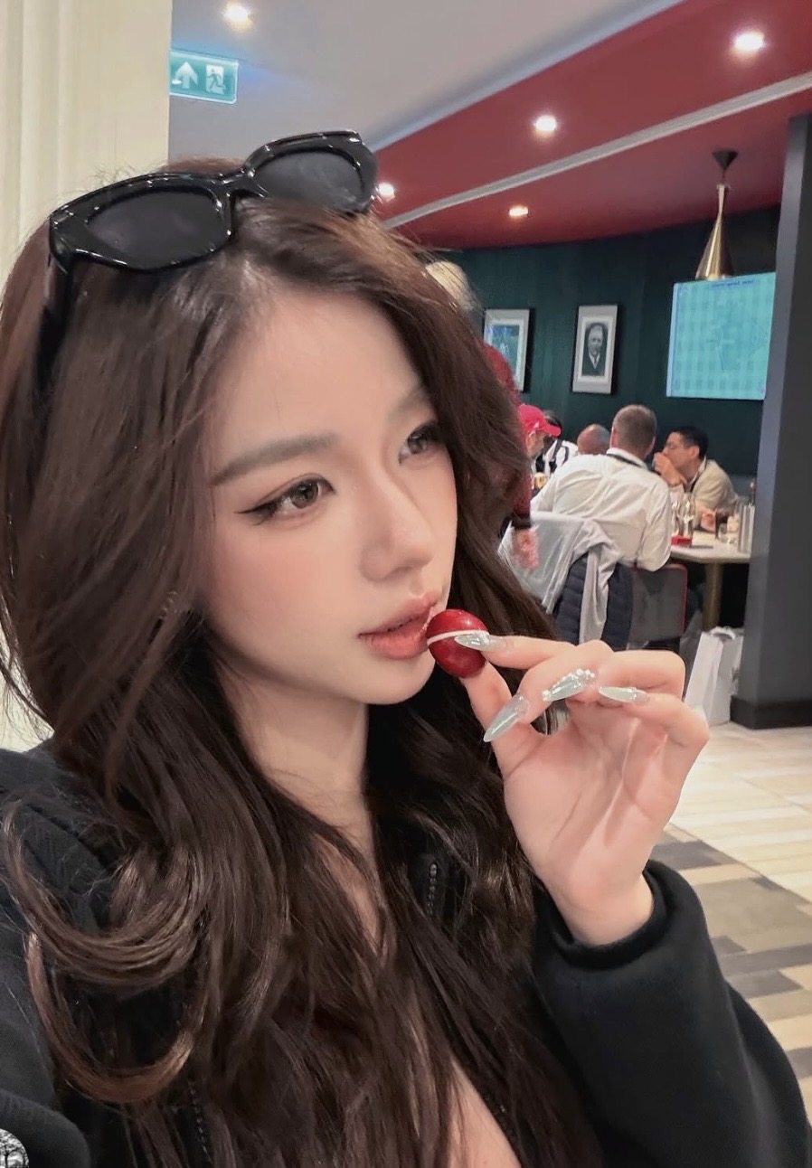 Ngắm trọn visual 